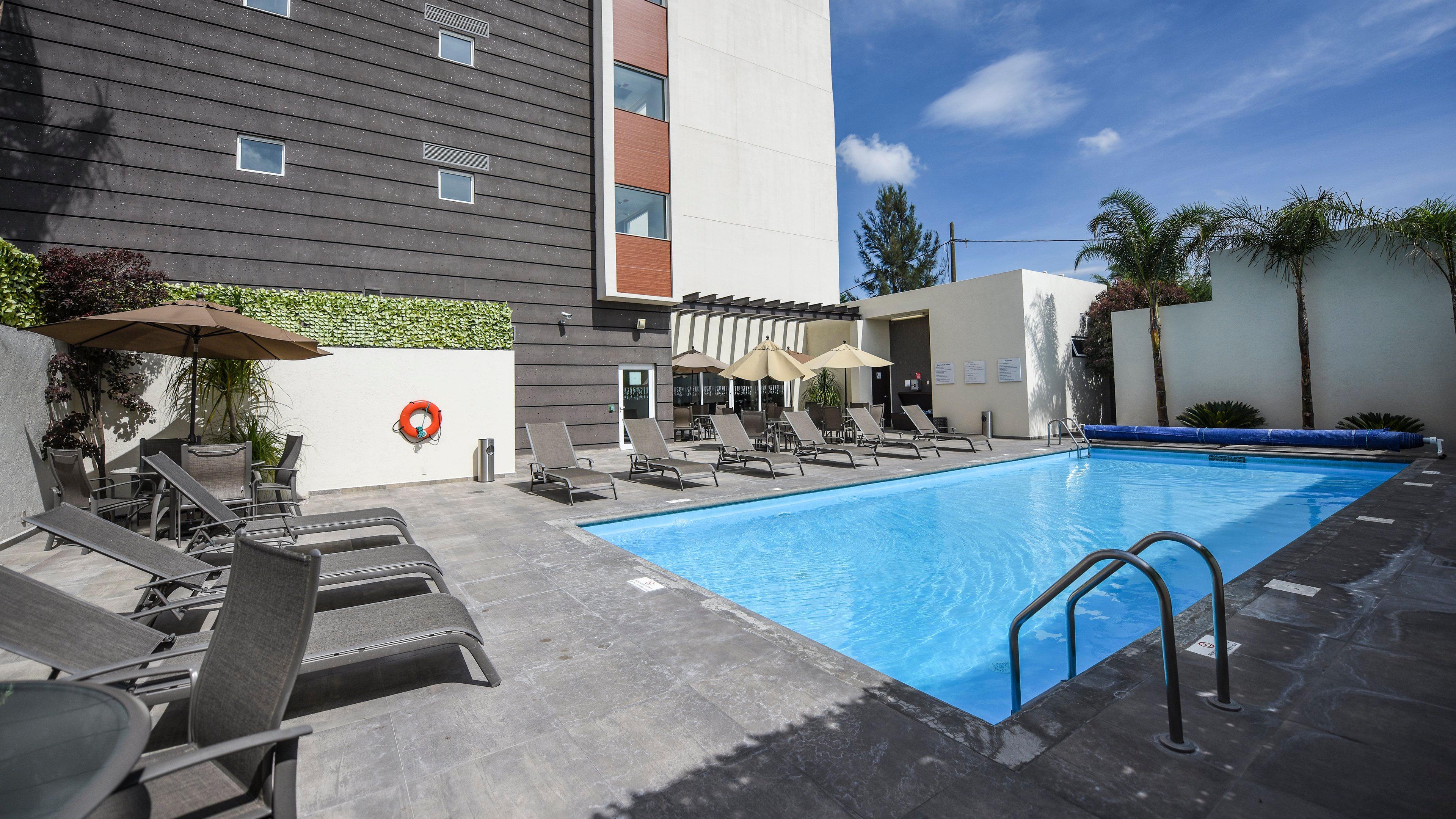 Holiday Inn Express And Suites Celaya By Ihg Экстерьер фото