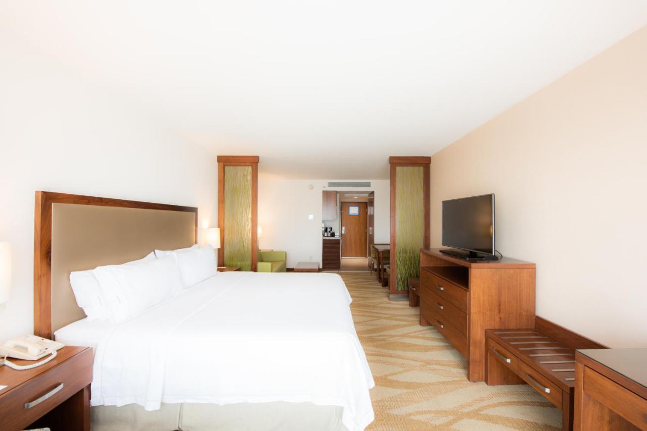 Holiday Inn Express And Suites Celaya By Ihg Экстерьер фото