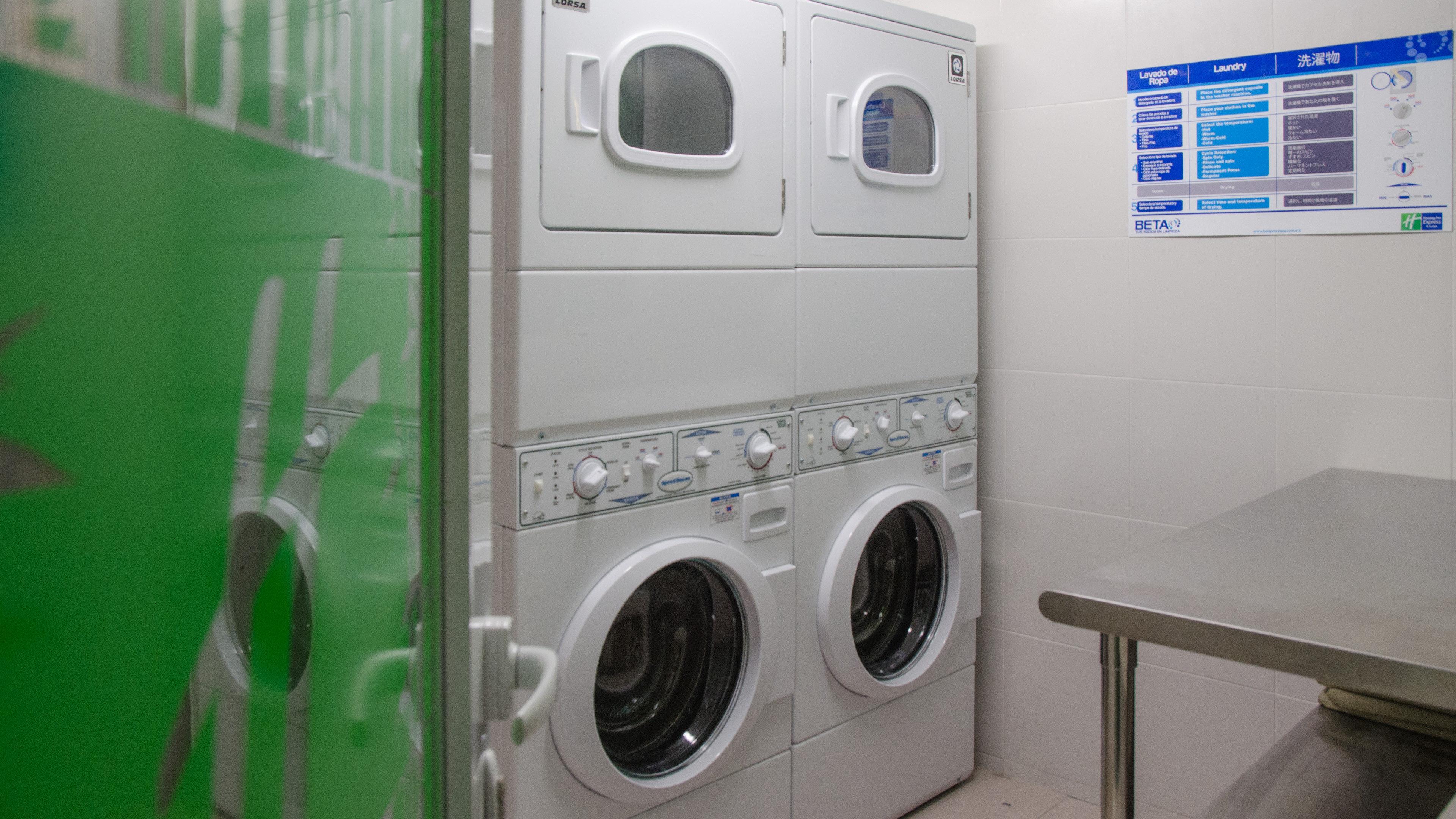 Holiday Inn Express And Suites Celaya By Ihg Экстерьер фото